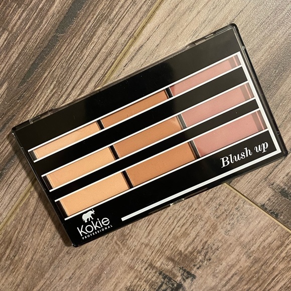 Kokie Blush Up Palette In Rose Glow - Picture 3 of 4